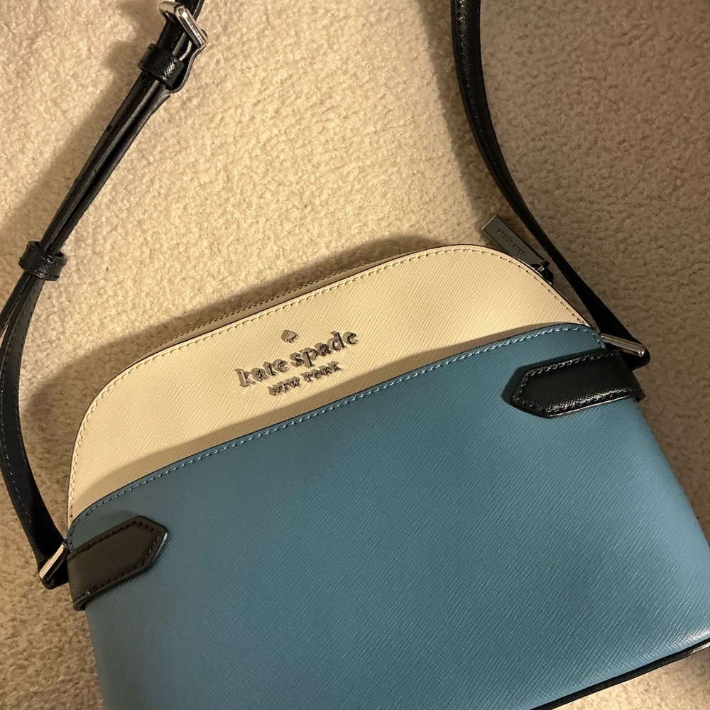 Kate Spade Two-Tone Blue and White Crossbody Bag - Picture 5 of 5